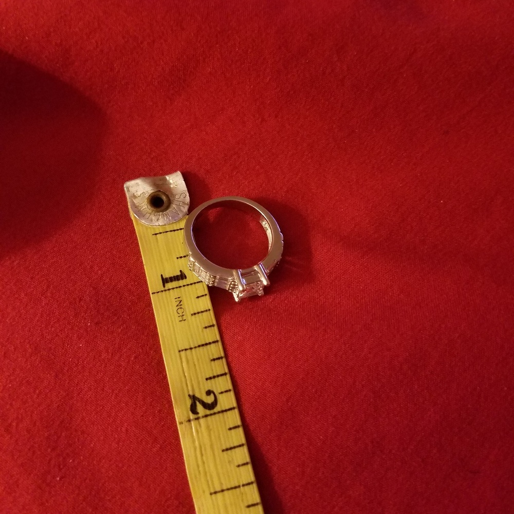 Ring - Picture 5 of 7